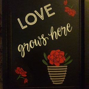 Love Grows Here Home Design